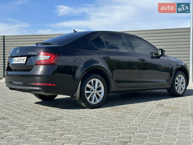 Чорний Шкода Октавія, об'ємом двигуна 1.4 л та пробігом 81 тис. км за 16999 $, фото 16 на Automoto.ua