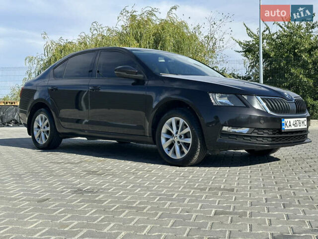 Чорний Шкода Октавія, об'ємом двигуна 1.4 л та пробігом 81 тис. км за 16999 $, фото 5 на Automoto.ua