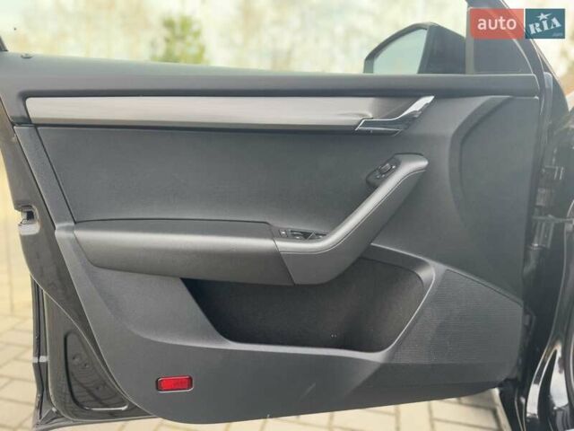 Черный Шкода Октавия, объемом двигателя 2 л и пробегом 124 тыс. км за 18900 $, фото 23 на Automoto.ua