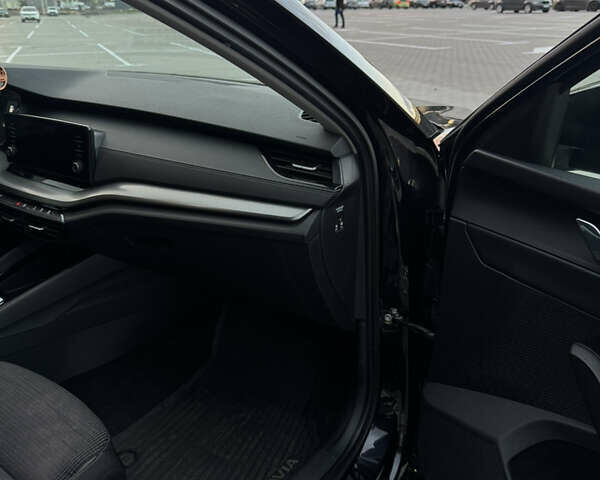 Черный Шкода Октавия, объемом двигателя 1.4 л и пробегом 170 тыс. км за 22500 $, фото 9 на Automoto.ua