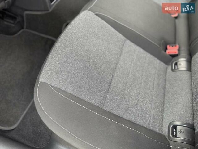 Черный Шкода Октавия, объемом двигателя 2 л и пробегом 124 тыс. км за 18900 $, фото 49 на Automoto.ua