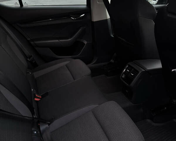 Черный Шкода Октавия, объемом двигателя 1.4 л и пробегом 170 тыс. км за 22500 $, фото 14 на Automoto.ua