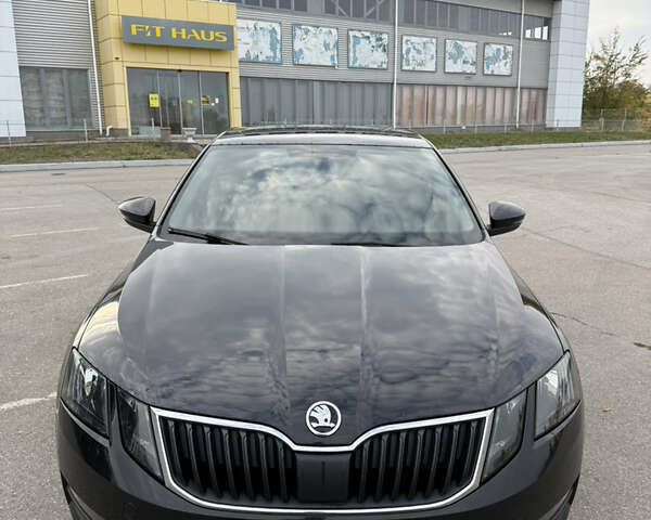 Шкода Октавия 2020 в Запорожье на Automoto.ua Черный Шкода Октавия, объемом двигателя 1.4 л и пробегом 146 тыс. км за 16400 $, фото 3 на Automoto.ua