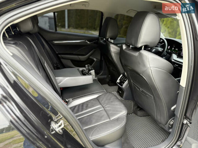 Чорний Шкода Октавія, об'ємом двигуна 1.97 л та пробігом 63 тис. км за 31700 $, фото 6 на Automoto.ua