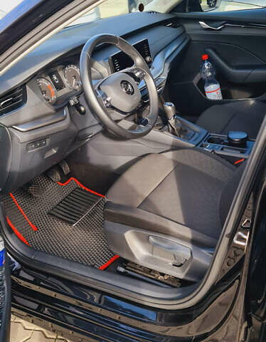 Черный Шкода Октавия, объемом двигателя 1.4 л и пробегом 91 тыс. км за 15600 $, фото 4 на Automoto.ua