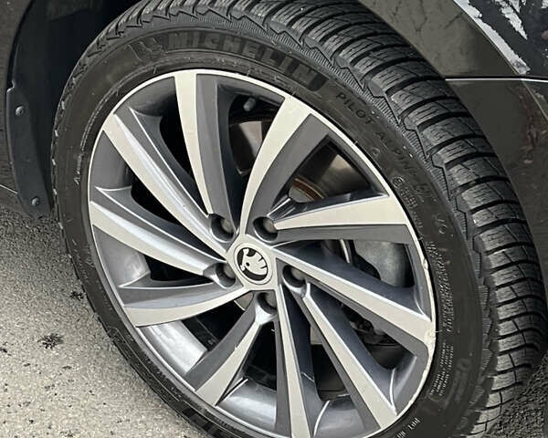 Чорний Шкода Октавія, об'ємом двигуна 1.97 л та пробігом 62 тис. км за 30000 $, фото 30 на Automoto.ua