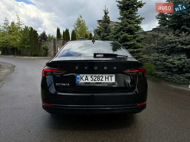 Черный Шкода Октавия, объемом двигателя 1.6 л и пробегом 18 тыс. км за 27500 $, фото 5 на Automoto.ua
