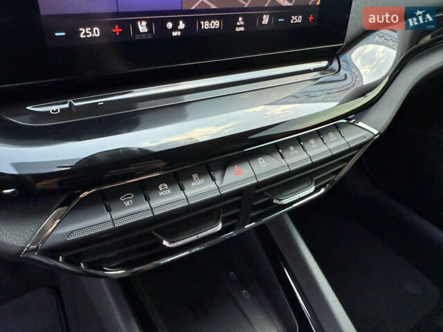 Черный Шкода Октавия, объемом двигателя 2 л и пробегом 95 тыс. км за 30900 $, фото 30 на Automoto.ua