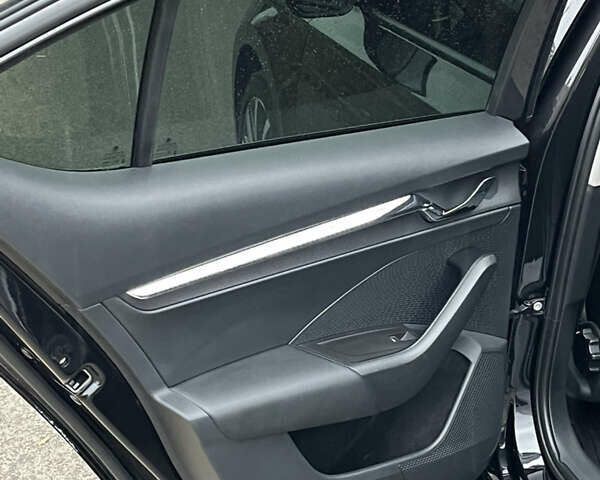 Чорний Шкода Октавія, об'ємом двигуна 1.97 л та пробігом 62 тис. км за 30000 $, фото 26 на Automoto.ua