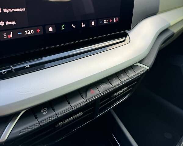 Шкода Октавия 2024 в Днепре (Днепропетровске) на Automoto.ua Черный Шкода Октавия, объемом двигателя 1.4 л и пробегом 29 тыс. км за 26850 $, фото 12 на Automoto.ua