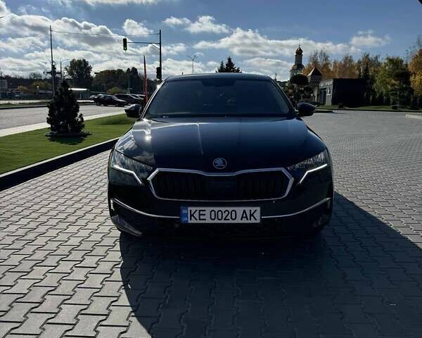 Шкода Октавия 2024 в Днепре (Днепропетровске) на Automoto.ua Черный Шкода Октавия, объемом двигателя 1.4 л и пробегом 29 тыс. км за 26850 $, фото 1 на Automoto.ua