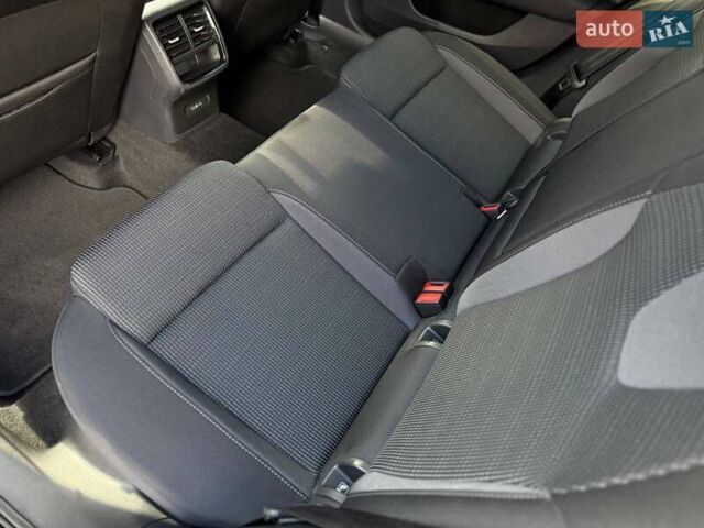 Шкода Октавия 2024 в Кривом Роге на Automoto.ua Черный Шкода Октавия, объемом двигателя 1.4 л и пробегом 19 тыс. км за 27500 $, фото 39 на Automoto.ua