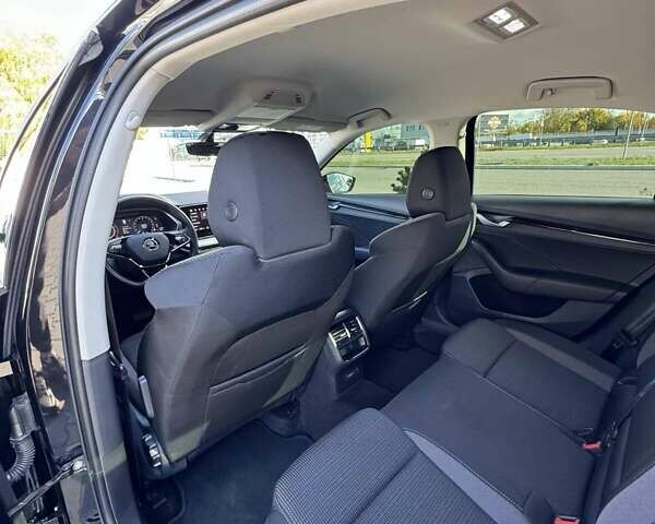 Шкода Октавия 2024 в Днепре (Днепропетровске) на Automoto.ua Черный Шкода Октавия, объемом двигателя 1.4 л и пробегом 29 тыс. км за 26850 $, фото 10 на Automoto.ua