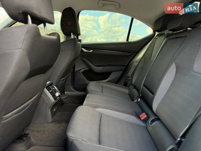 Шкода Октавия 2024 в Кривом Роге на Automoto.ua Черный Шкода Октавия, объемом двигателя 1.4 л и пробегом 19 тыс. км за 27500 $, фото 38 на Automoto.ua