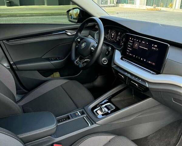 Шкода Октавия 2024 в Днепре (Днепропетровске) на Automoto.ua Черный Шкода Октавия, объемом двигателя 1.4 л и пробегом 29 тыс. км за 26850 $, фото 9 на Automoto.ua