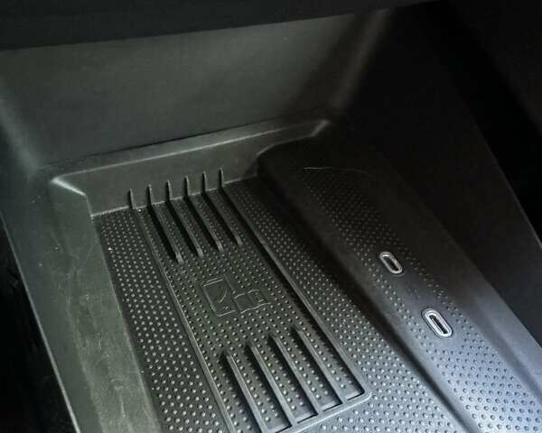 Шкода Октавия 2024 в Днепре (Днепропетровске) на Automoto.ua Черный Шкода Октавия, объемом двигателя 1.4 л и пробегом 29 тыс. км за 26850 $, фото 13 на Automoto.ua