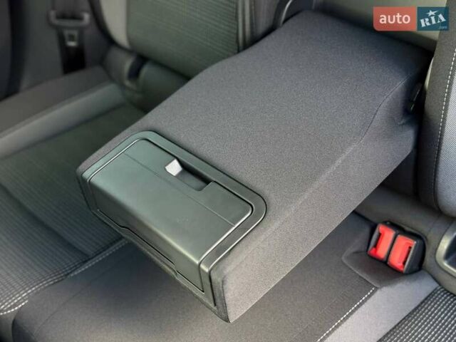 Шкода Октавия 2024 в Кривом Роге на Automoto.ua Черный Шкода Октавия, объемом двигателя 1.4 л и пробегом 19 тыс. км за 27500 $, фото 40 на Automoto.ua