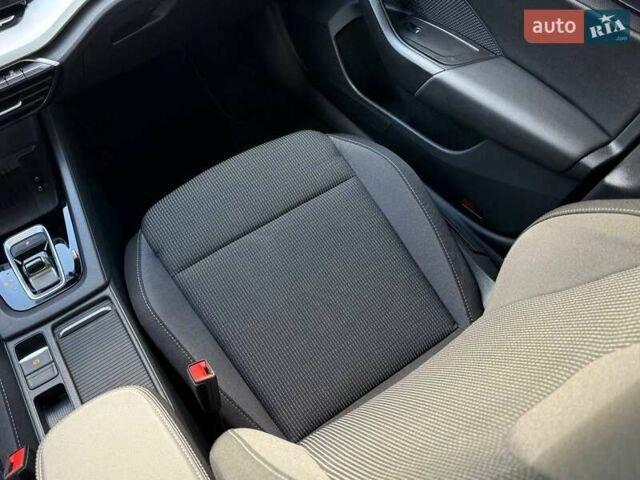 Шкода Октавия 2024 в Кривом Роге на Automoto.ua Черный Шкода Октавия, объемом двигателя 1.4 л и пробегом 19 тыс. км за 27500 $, фото 44 на Automoto.ua