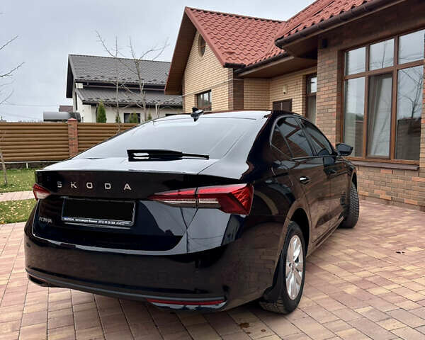 Чорний Шкода Октавія, об'ємом двигуна 1.4 л та пробігом 1 тис. км за 32500 $, фото 5 на Automoto.ua