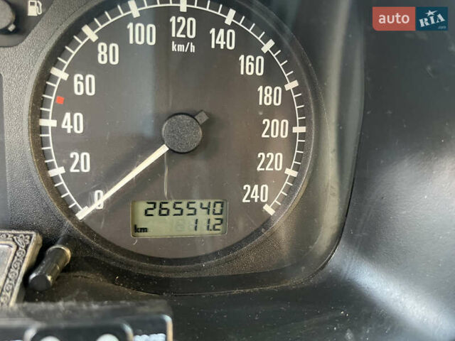 Фіолетовий Шкода Октавія, об'ємом двигуна 1.98 л та пробігом 265 тис. км за 3800 $, фото 10 на Automoto.ua