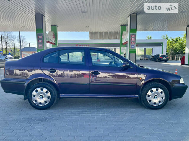 Фиолетовый Шкода Октавия, объемом двигателя 1.6 л и пробегом 170 тыс. км за 4650 $, фото 7 на Automoto.ua