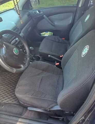 Фиолетовый Шкода Октавия, объемом двигателя 1.6 л и пробегом 305 тыс. км за 3500 $, фото 4 на Automoto.ua