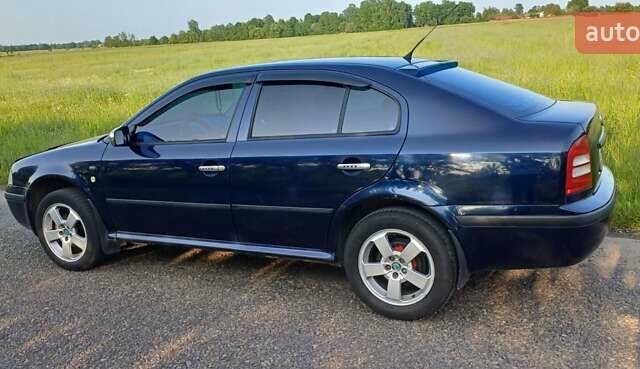 Фиолетовый Шкода Октавия, объемом двигателя 1.6 л и пробегом 305 тыс. км за 3500 $, фото 2 на Automoto.ua