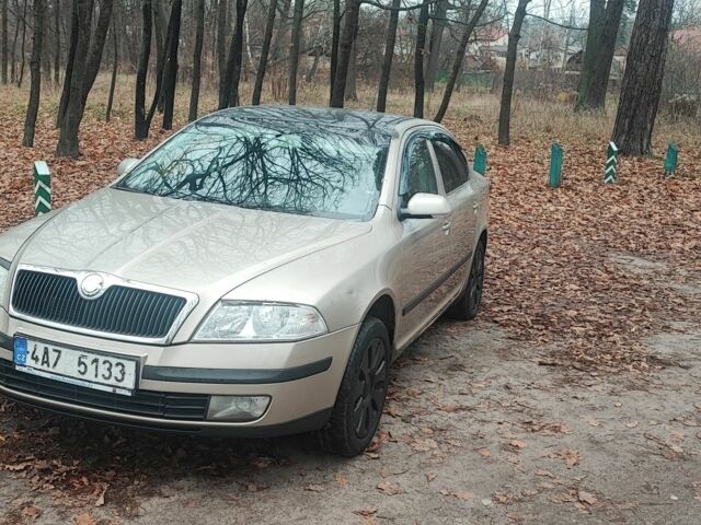 Коричневый Шкода Октавия, объемом двигателя 1.9 л и пробегом 318 тыс. км за 2450 $, фото 3 на Automoto.ua