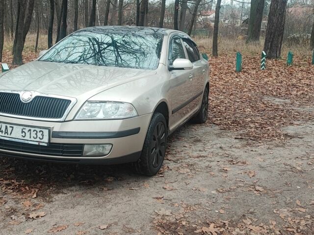 Коричневый Шкода Октавия, объемом двигателя 1.9 л и пробегом 318 тыс. км за 2450 $, фото 2 на Automoto.ua