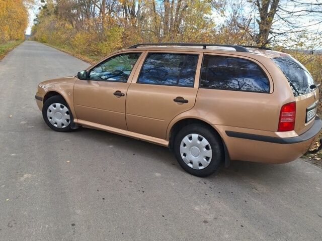 Шкода Октавия 2001 в Немирове на Automoto.ua Коричневый Шкода Октавия, объемом двигателя 1.6 л и пробегом 314 тыс. км за 3800 $, фото 3 на Automoto.ua