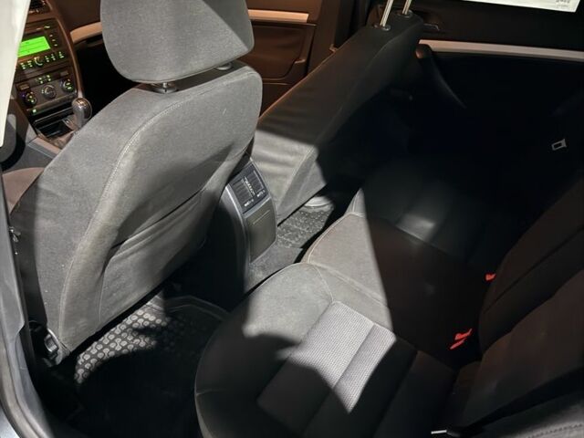 Коричневый Шкода Октавия, объемом двигателя 0 л и пробегом 350 тыс. км за 3350 $, фото 7 на Automoto.ua