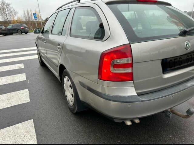 Коричневий Шкода Октавія, об'ємом двигуна 2 л та пробігом 284 тис. км за 2999 $, фото 2 на Automoto.ua