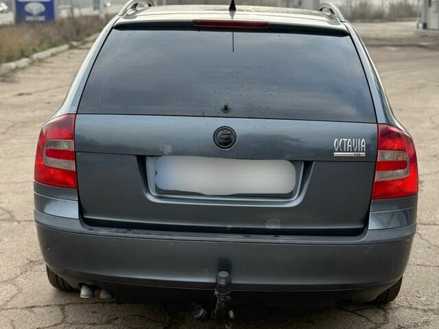 Коричневый Шкода Октавия, объемом двигателя 2 л и пробегом 290 тыс. км за 3150 $, фото 2 на Automoto.ua