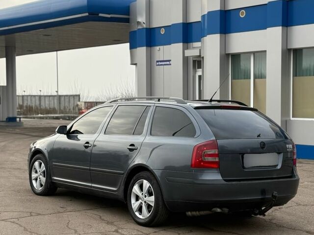 Коричневый Шкода Октавия, объемом двигателя 2 л и пробегом 290 тыс. км за 3150 $, фото 1 на Automoto.ua