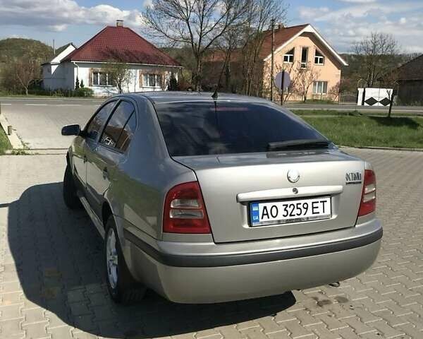 Коричневый Шкода Октавия, объемом двигателя 1.9 л и пробегом 330 тыс. км за 5200 $, фото 2 на Automoto.ua