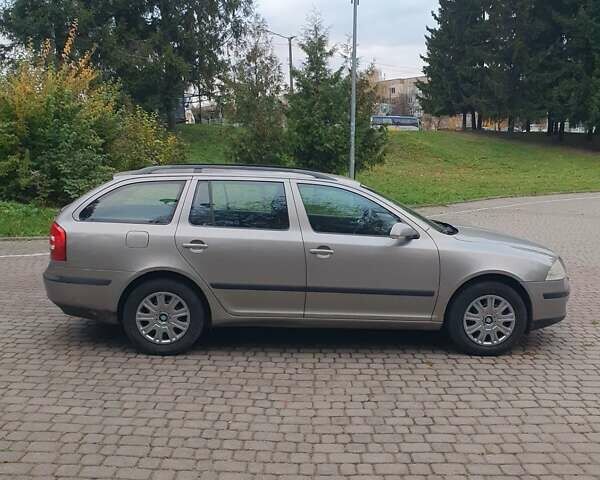 Шкода Октавія 2008 у Рівному на Automoto.ua Коричневий Шкода Октавія, об'ємом двигуна 1.6 л та пробігом 251 тис. км за 6650 $, фото 5 на Automoto.ua