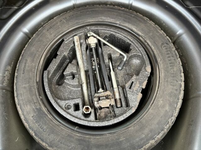 Коричневый Шкода Октавия, объемом двигателя 2 л и пробегом 290 тыс. км за 3150 $, фото 10 на Automoto.ua