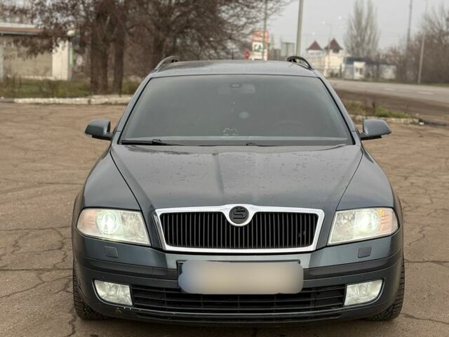 Коричневый Шкода Октавия, объемом двигателя 2 л и пробегом 290 тыс. км за 3150 $, фото 5 на Automoto.ua