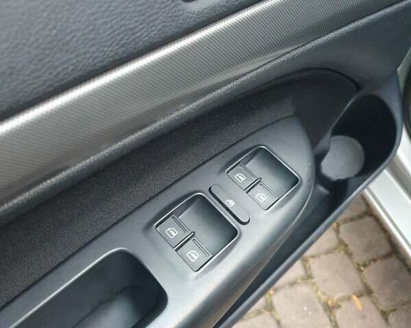 Шкода Октавія 2008 у Рівному на Automoto.ua Коричневий Шкода Октавія, об'ємом двигуна 1.6 л та пробігом 251 тис. км за 6650 $, фото 32 на Automoto.ua