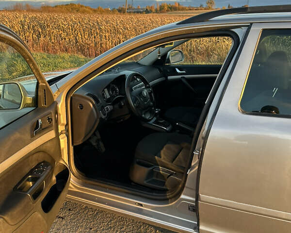 Шкода Октавия 2009 в Львове на Automoto.ua Коричневый Шкода Октавия, объемом двигателя 1.4 л и пробегом 265 тыс. км за 7500 $, фото 41 на Automoto.ua