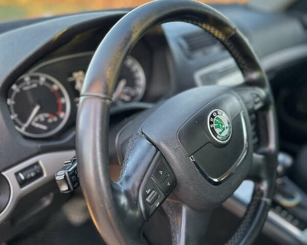 Шкода Октавия 2009 в Львове на Automoto.ua Коричневый Шкода Октавия, объемом двигателя 1.4 л и пробегом 265 тыс. км за 7500 $, фото 39 на Automoto.ua