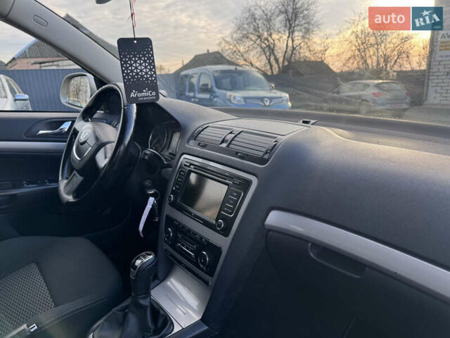 Коричневый Шкода Октавия, объемом двигателя 1.8 л и пробегом 210 тыс. км за 7490 $, фото 41 на Automoto.ua