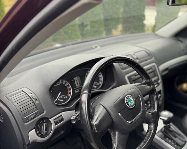 Шкода Октавия 2011 в Надворной на Automoto.ua Коричневый Шкода Октавия, объемом двигателя 1.6 л и пробегом 260 тыс. км за 7499 $, фото 39 на Automoto.ua