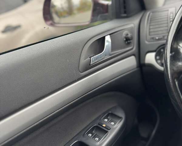 Шкода Октавия 2011 в Надворной на Automoto.ua Коричневый Шкода Октавия, объемом двигателя 1.6 л и пробегом 260 тыс. км за 7499 $, фото 35 на Automoto.ua