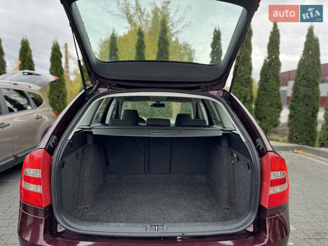 Шкода Октавия 2011 в Надворной на Automoto.ua Коричневый Шкода Октавия, объемом двигателя 1.6 л и пробегом 260 тыс. км за 7499 $, фото 32 на Automoto.ua