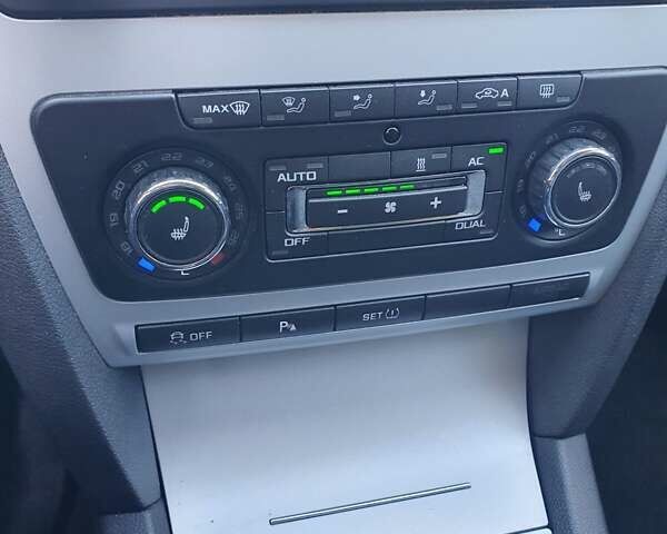 Коричневий Шкода Октавія, об'ємом двигуна 1.6 л та пробігом 230 тис. км за 8700 $, фото 58 на Automoto.ua