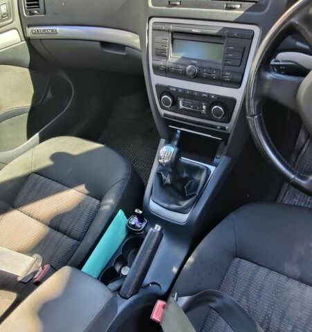 Коричневый Шкода Октавия, объемом двигателя 1.6 л и пробегом 180 тыс. км за 3500 $, фото 7 на Automoto.ua