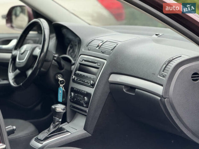 Шкода Октавия 2011 в Надворной на Automoto.ua Коричневый Шкода Октавия, объемом двигателя 1.6 л и пробегом 260 тыс. км за 7499 $, фото 25 на Automoto.ua