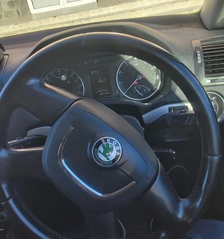 Коричневый Шкода Октавия, объемом двигателя 1.6 л и пробегом 180 тыс. км за 3500 $, фото 5 на Automoto.ua