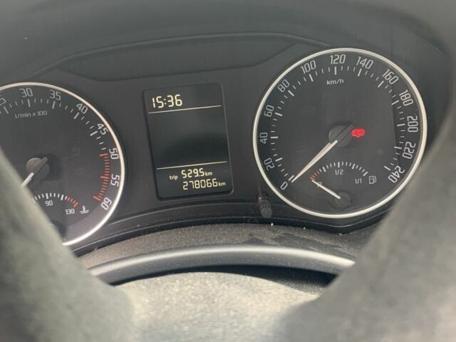 Коричневий Шкода Октавія, об'ємом двигуна 1.9 л та пробігом 270 тис. км за 3700 $, фото 8 на Automoto.ua